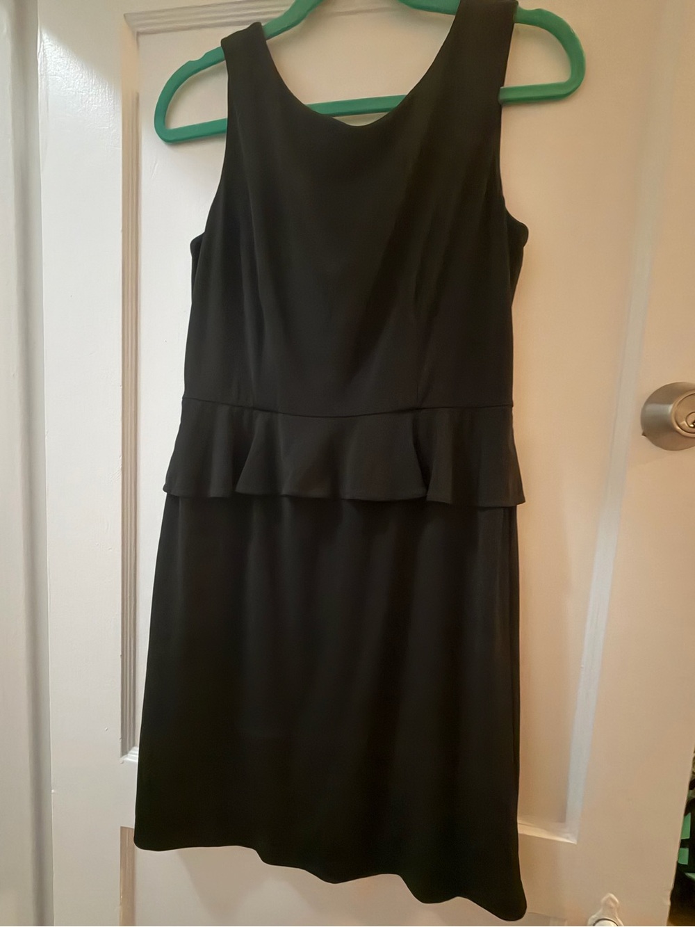 Donna Morgan Black Sleeveless Peplum Midi Dress
